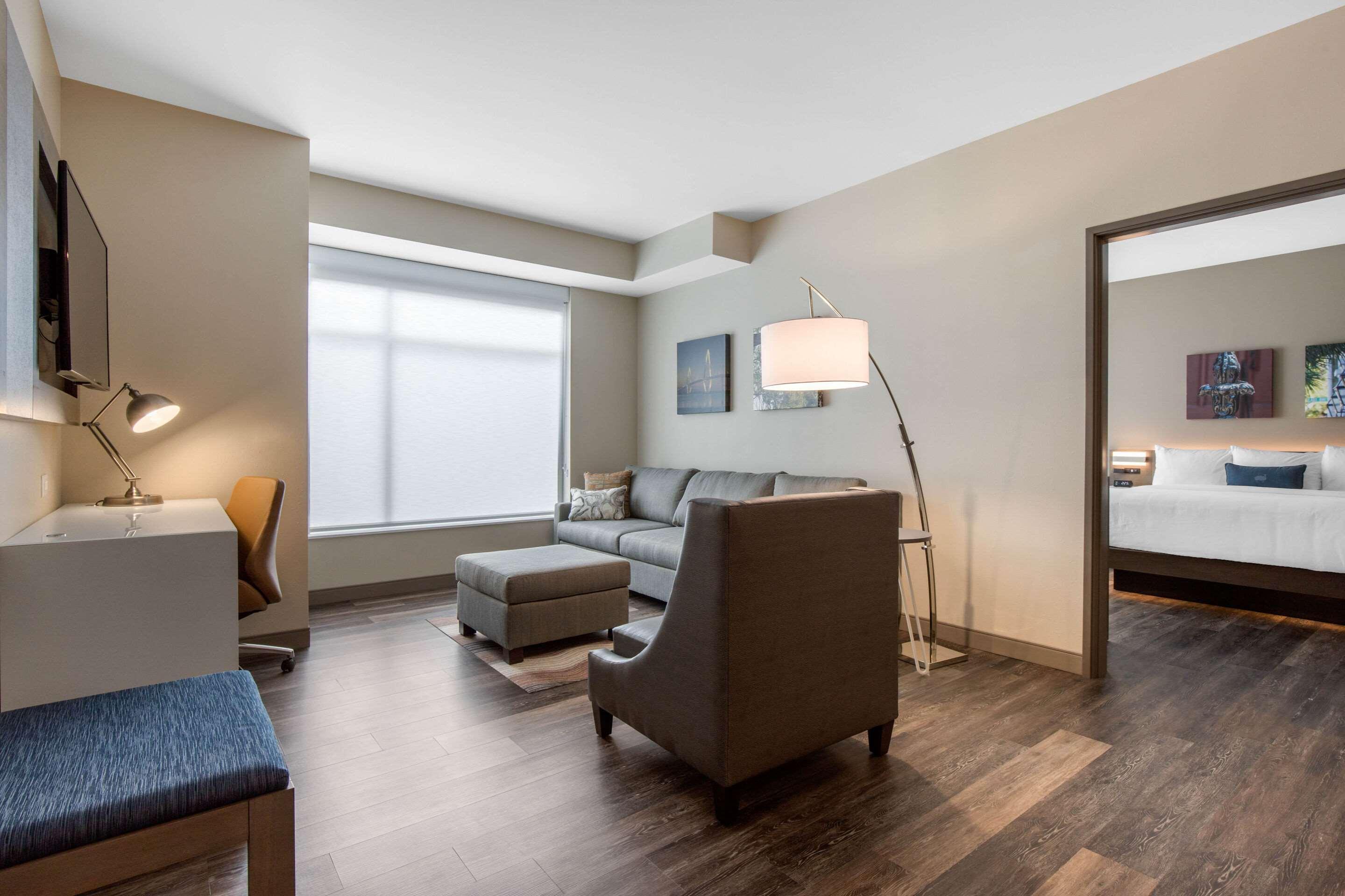 Cambria Hotel Orlando Airport エクステリア 写真