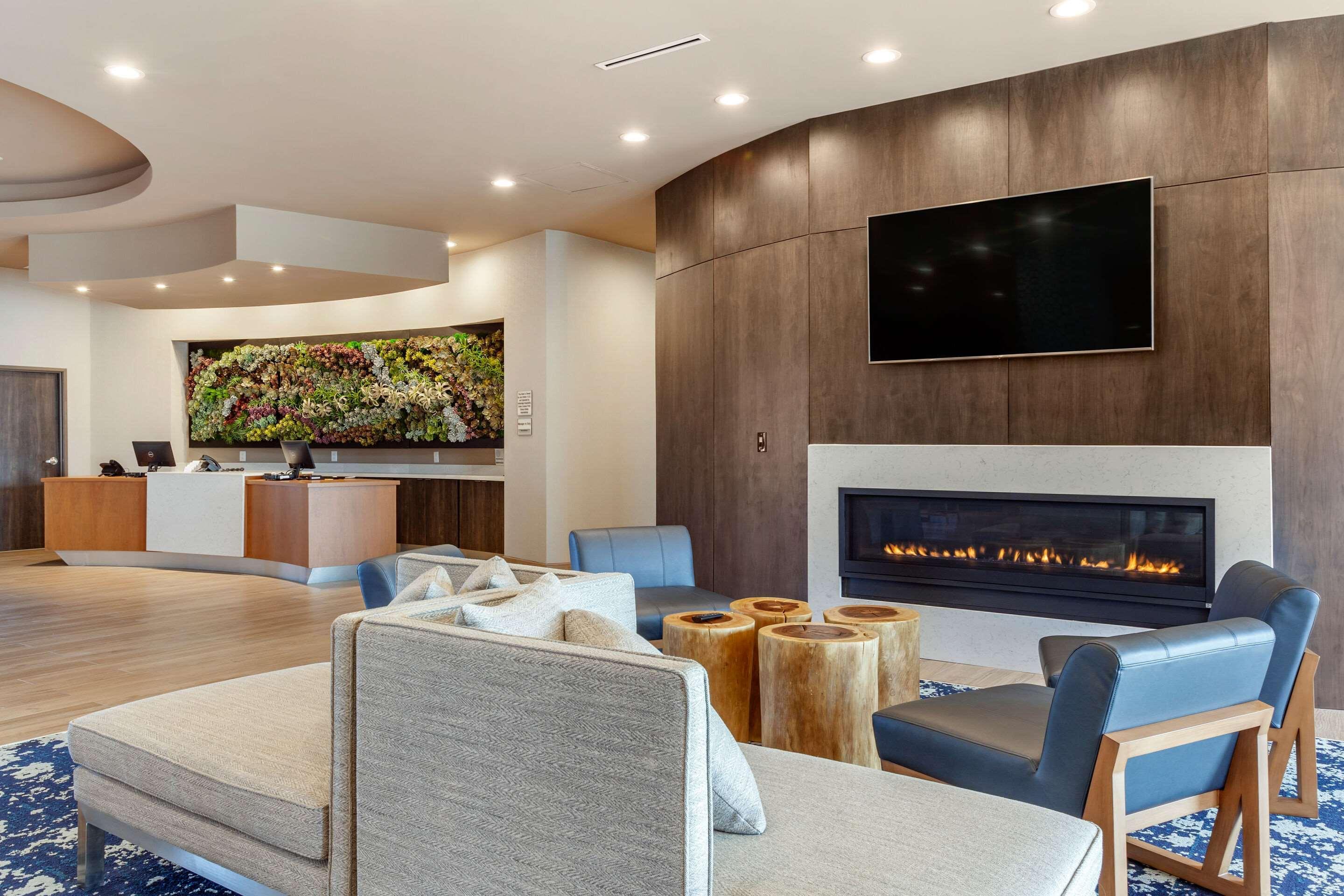 Cambria Hotel Orlando Airport エクステリア 写真