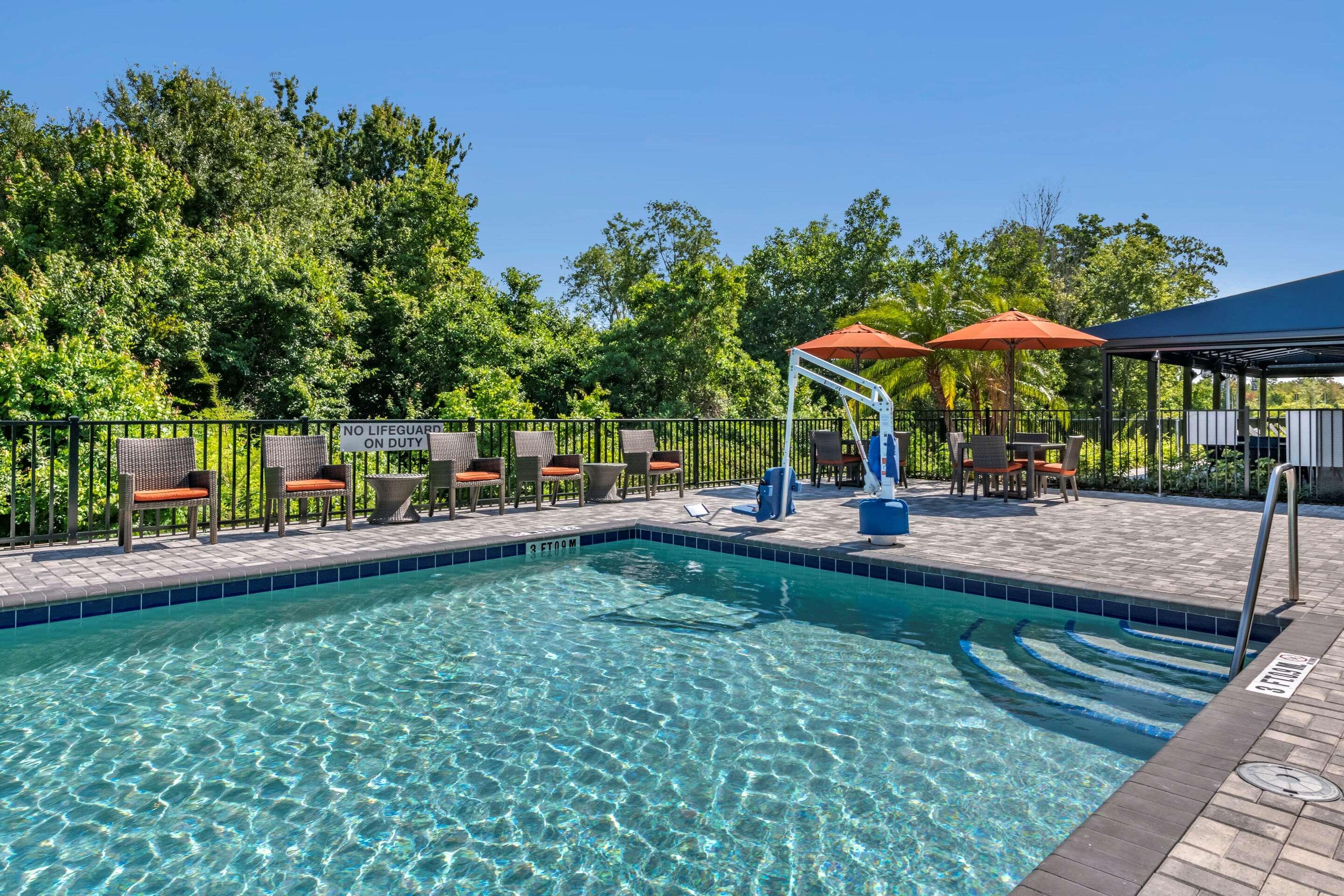 Cambria Hotel Orlando Airport エクステリア 写真