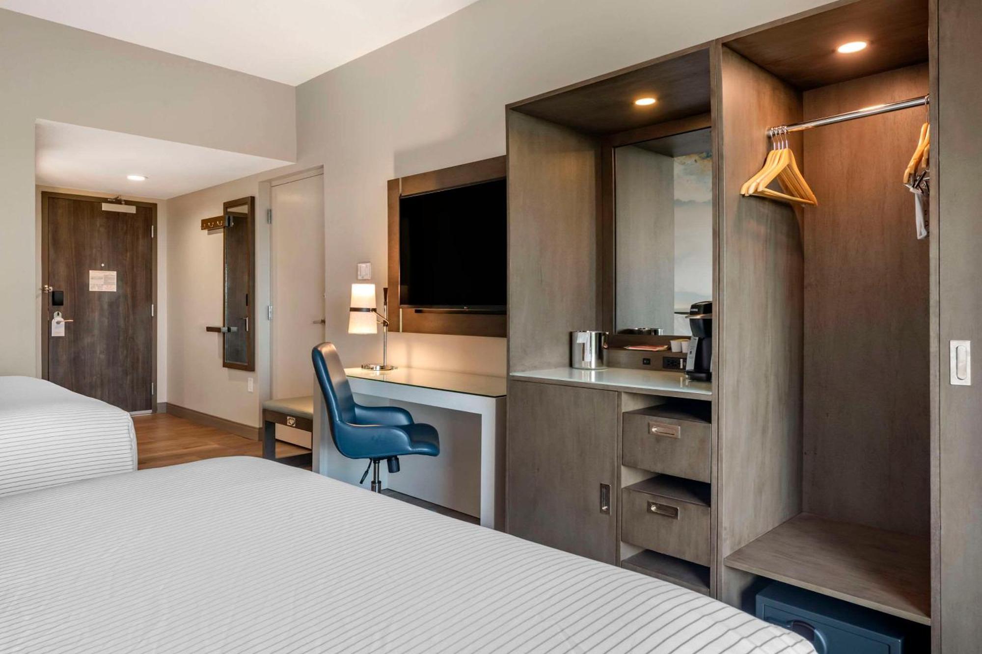 Cambria Hotel Orlando Airport エクステリア 写真