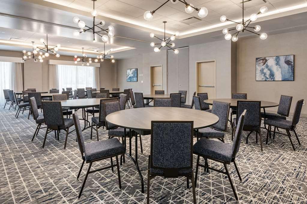 Cambria Hotel Orlando Airport 設備 写真